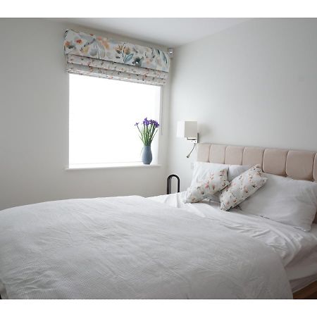 Modern, Spacious 2Br Flat In オックスフォード エクステリア 写真